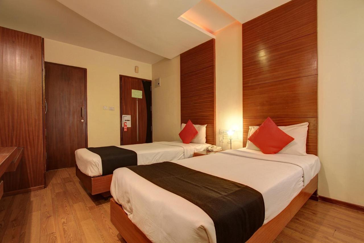 Capital O 80566 Hotel Mayank Bilāspur Esterno foto