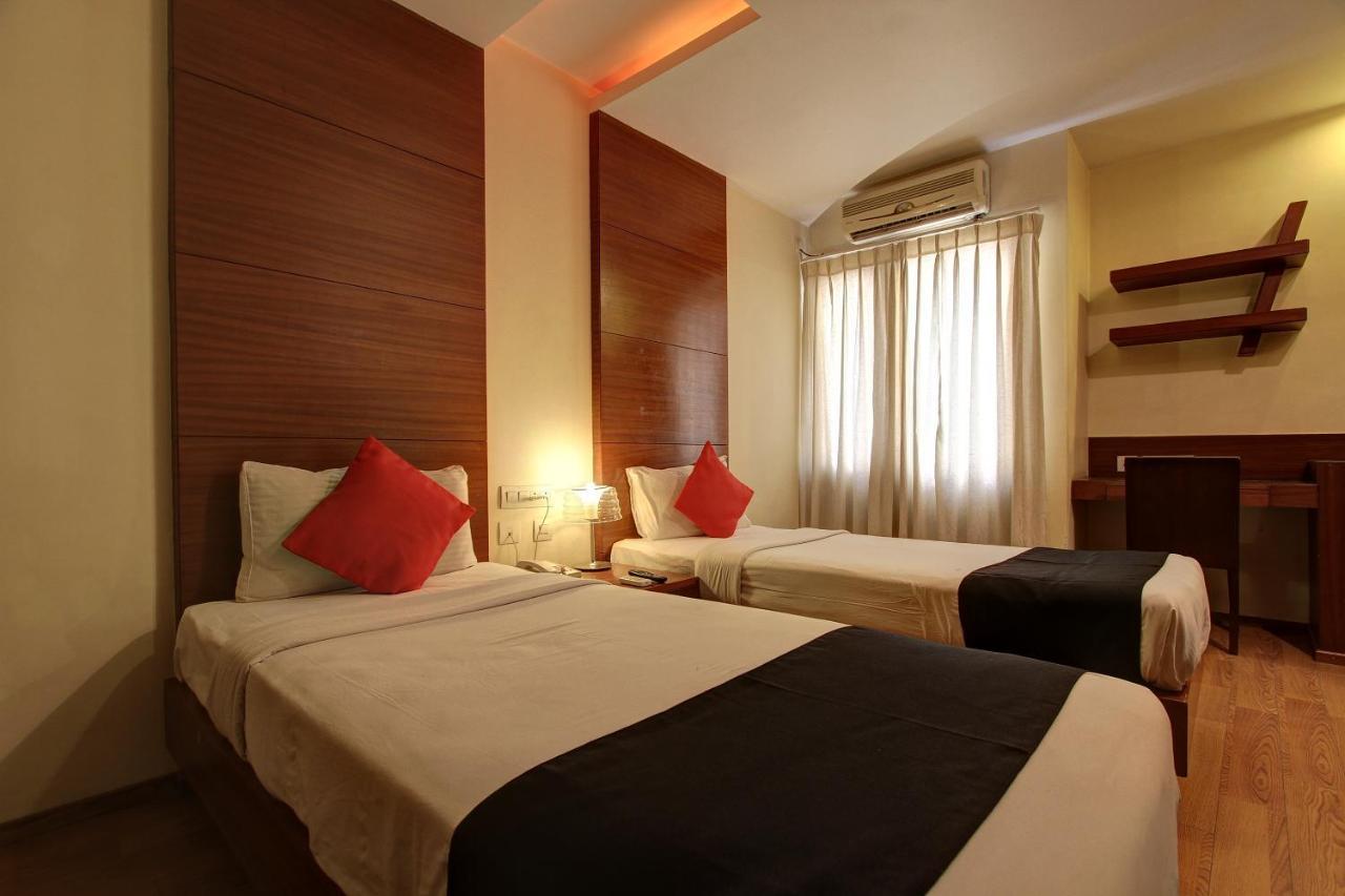 Capital O 80566 Hotel Mayank Bilāspur Esterno foto
