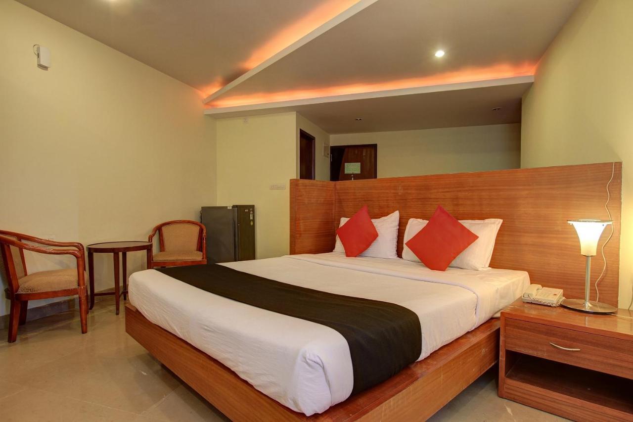 Capital O 80566 Hotel Mayank Bilāspur Esterno foto